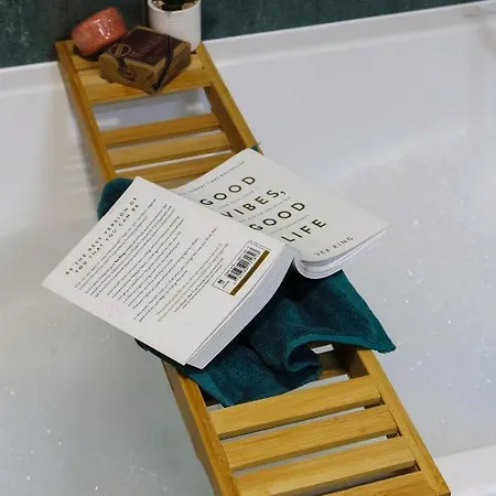 Olive Shade - Near The 아파트 *