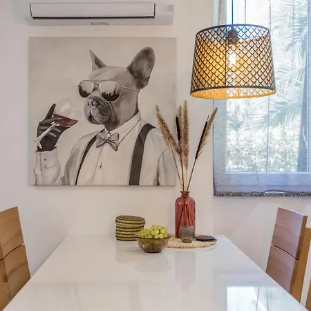 Olive Shade - Near The 아파트 스플리트